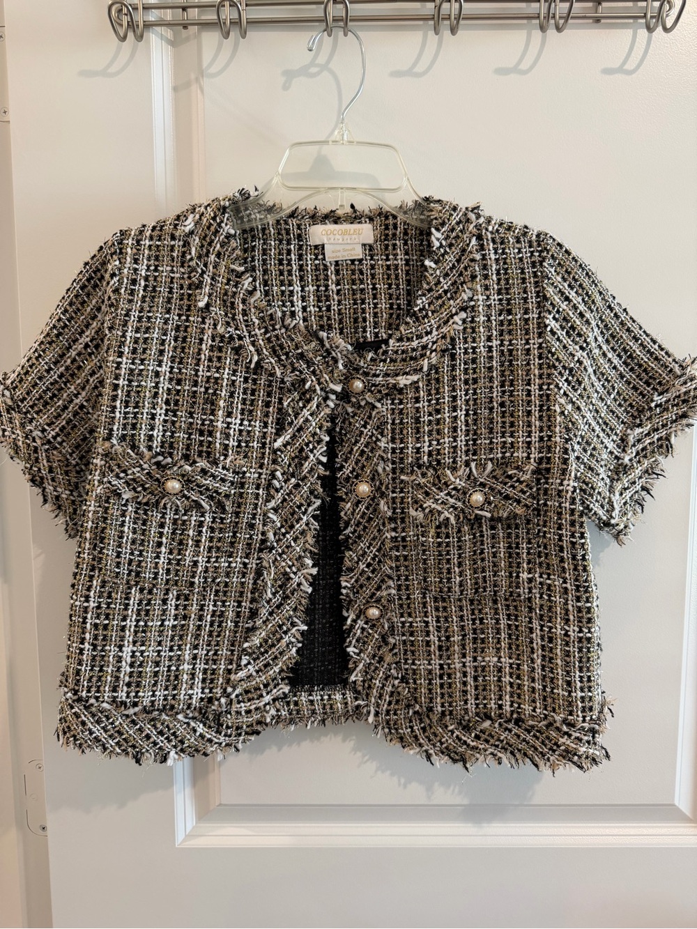 Black & Gold Tweed Short-Sleeve Cropped Blazer